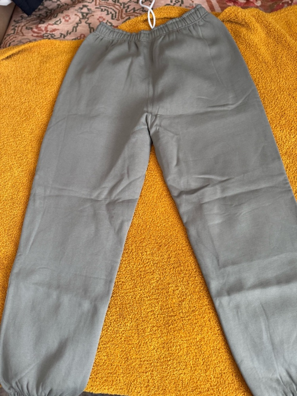 Nike Olive/Tan Drawstring Sweatpants with White Swoosh Tag - Picture 2 of 3